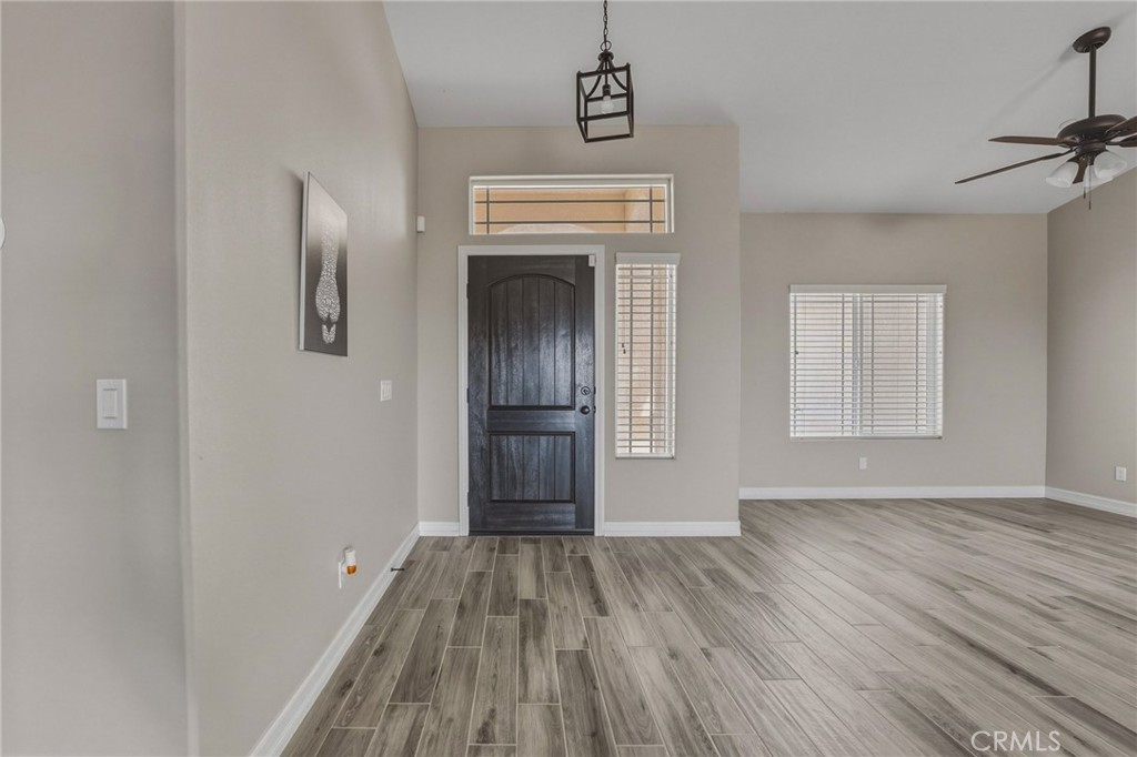 19011 Kaibab Property Photo 3