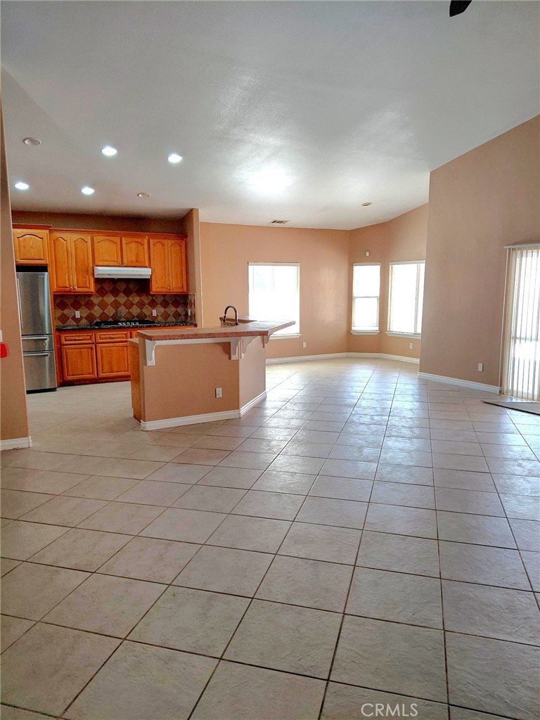 26706 Cumberland Property Photo 2