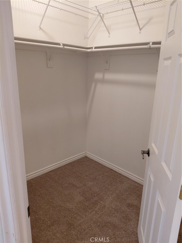 26706 Cumberland Property Photo 11