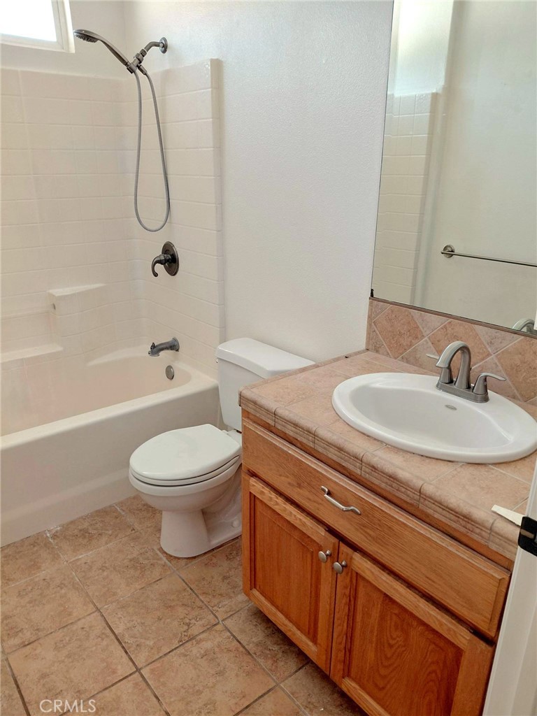 26706 Cumberland Property Photo 15