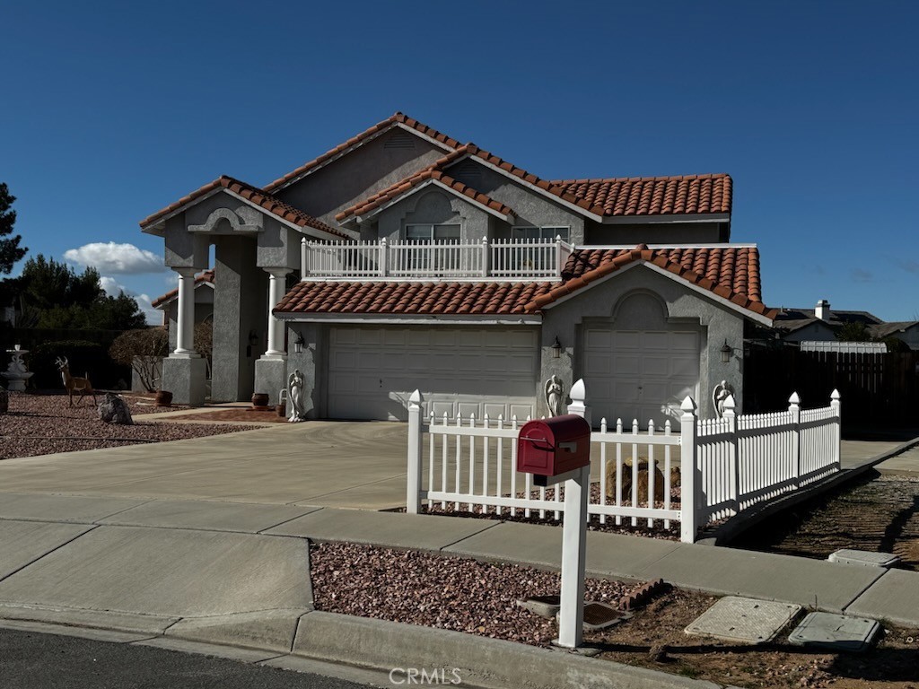 20404 Half Moon Court Property Photo 1