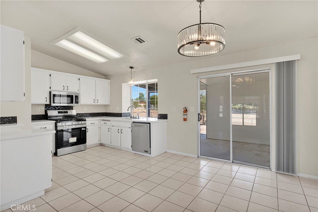 18190 Pitache Street Property Photo 13