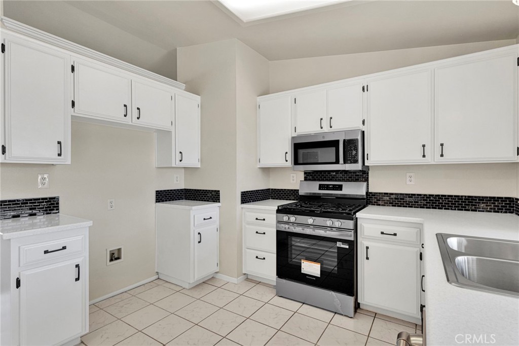 18190 Pitache Street Property Photo 16