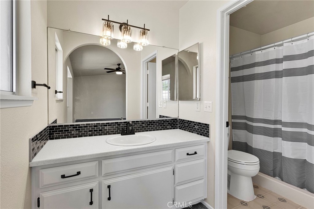 18190 Pitache Street Property Photo 26