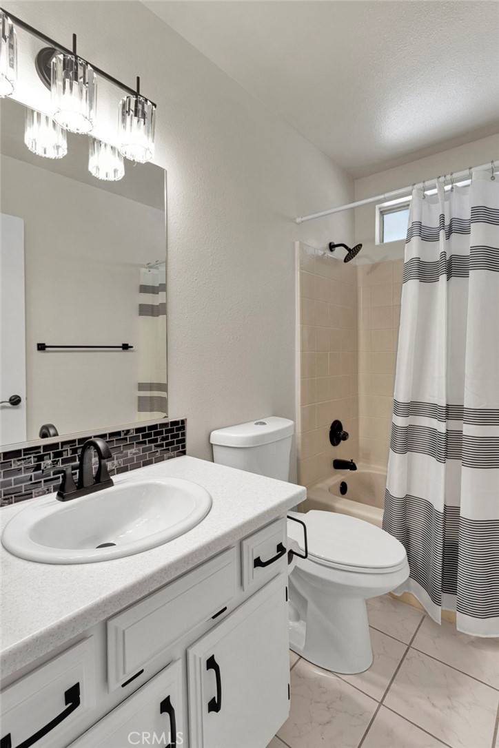 18190 Pitache Street Property Photo 32