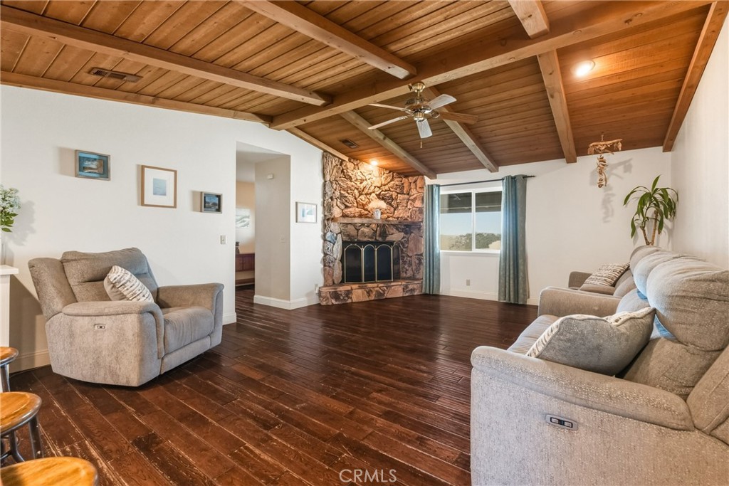 7611 Glider Property Photo 12