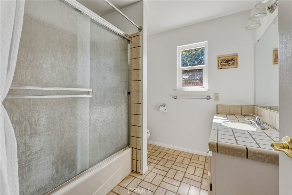 7611 Glider Property Photo 22