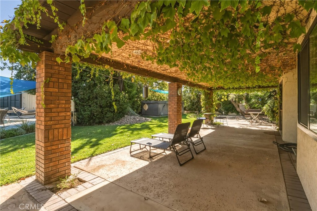 7611 Glider Property Photo 23