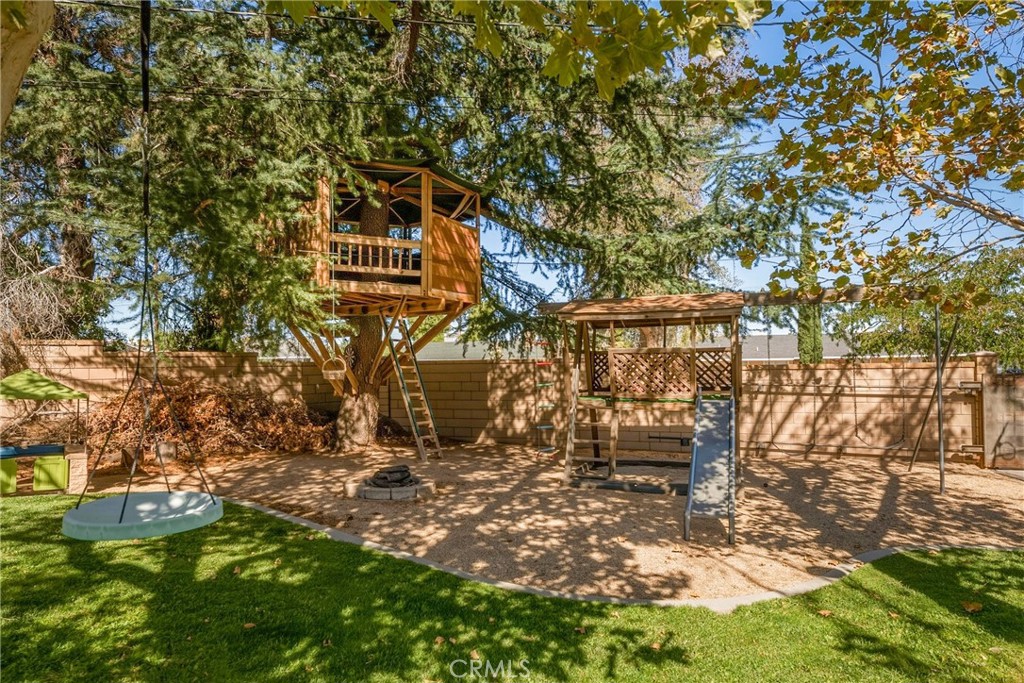 7611 Glider Property Photo 31