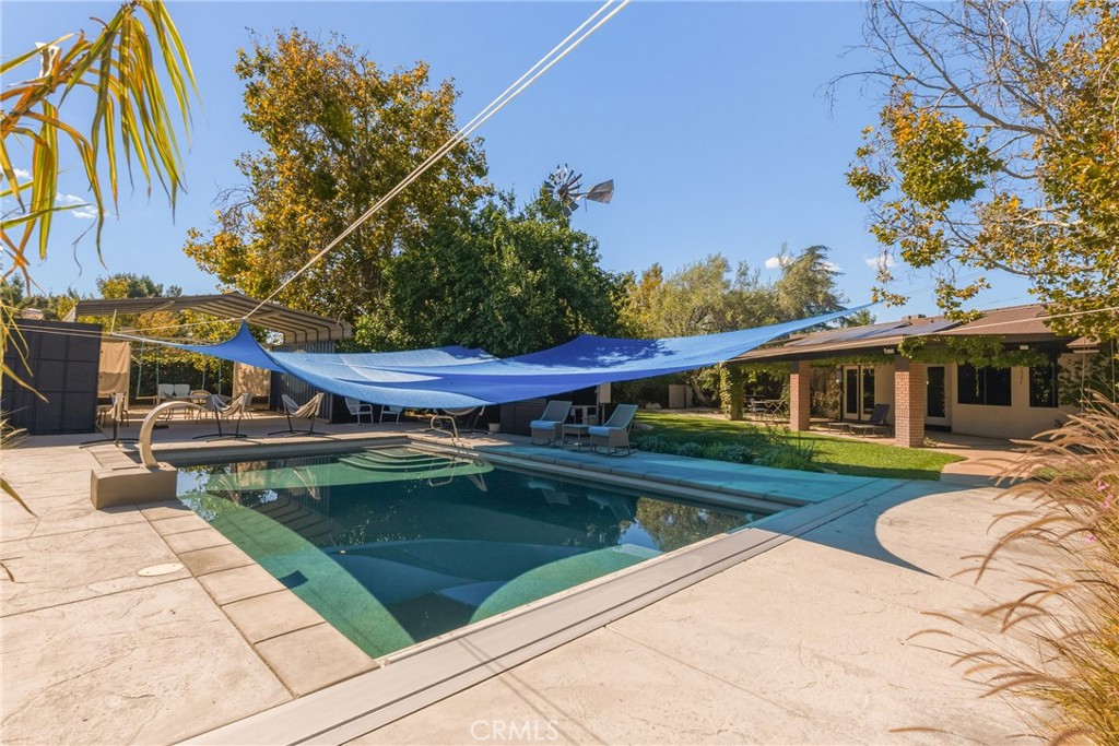 7611 Glider Property Photo 37