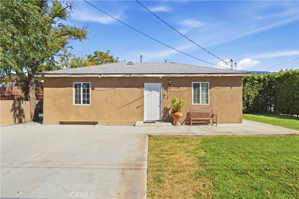 2580 W 1st Avenue Property Photo 1