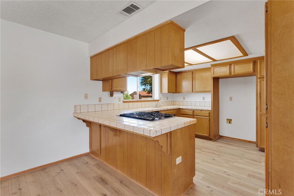 18256 Danbury Property Photo 16