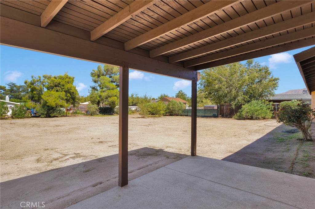 18256 Danbury Property Photo 38