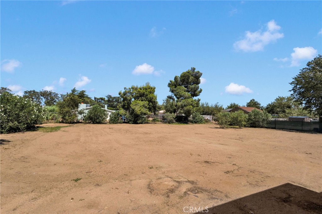 18256 Danbury Property Photo 39