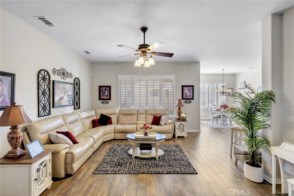 10355 Wilmington Property Photo 14
