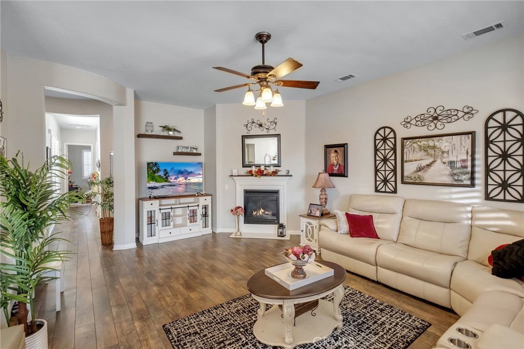 10355 Wilmington Property Photo 15