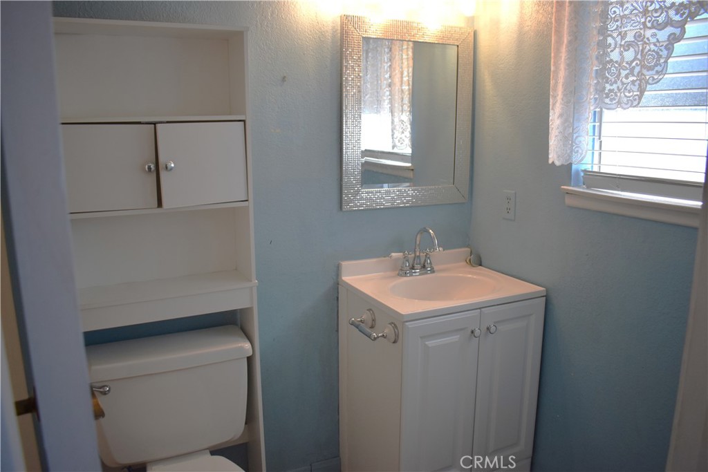 12566 Iroquois Road Property Photo 12