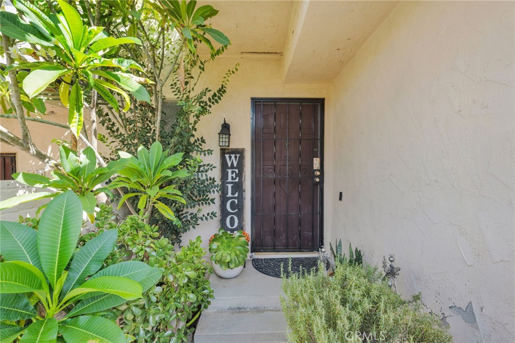 3700 Mountain Avenue 5G Property Photo 1