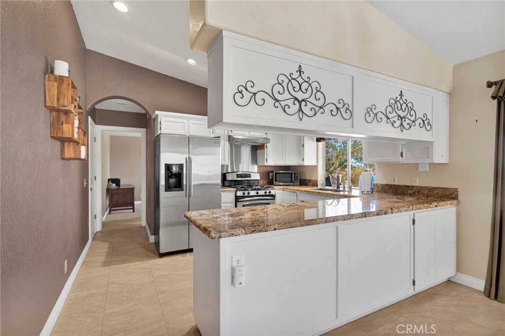 12950 Syracuse Property Photo 10
