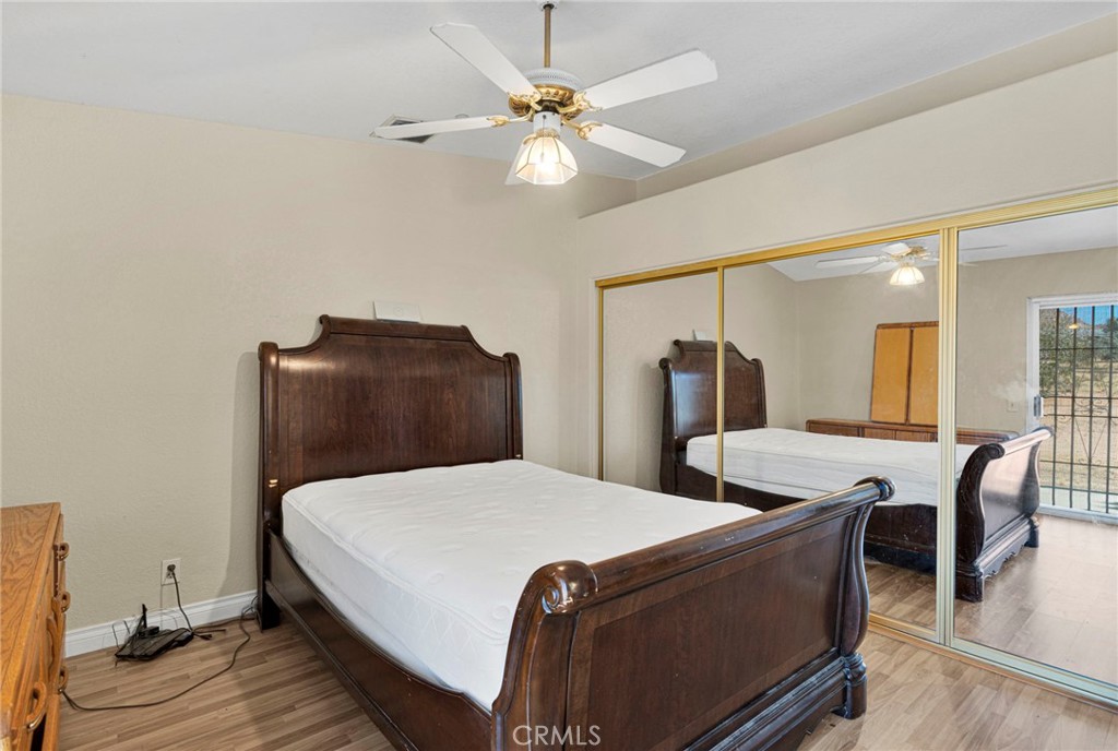 12950 Syracuse Property Photo 16