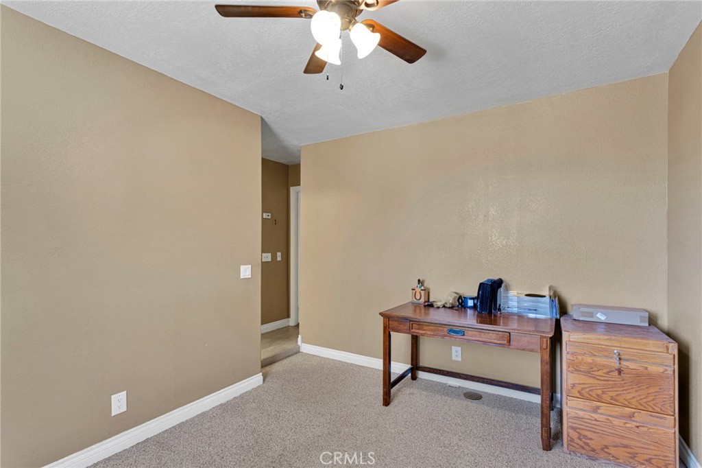 12950 Syracuse Property Photo 27