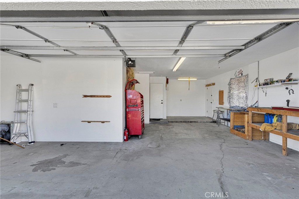 12950 Syracuse Property Photo 29