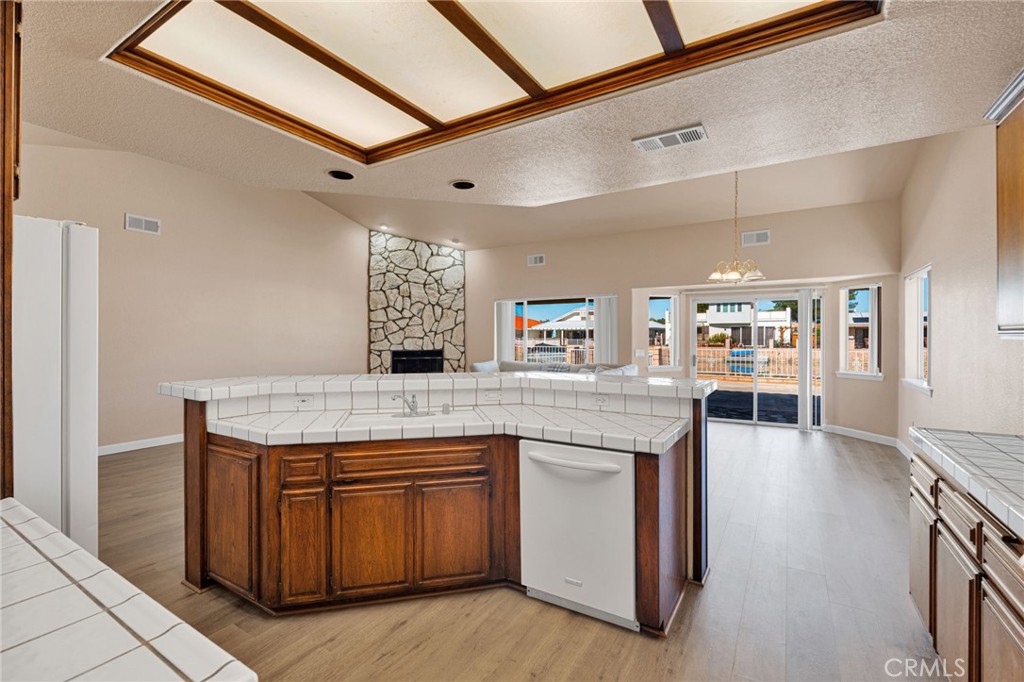 26218 Corona Property Photo 16
