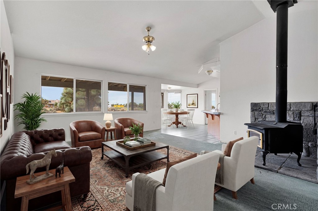 10432 Atsina Property Photo 10