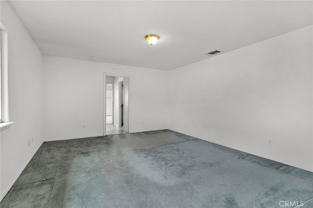 10432 Atsina Property Photo 35
