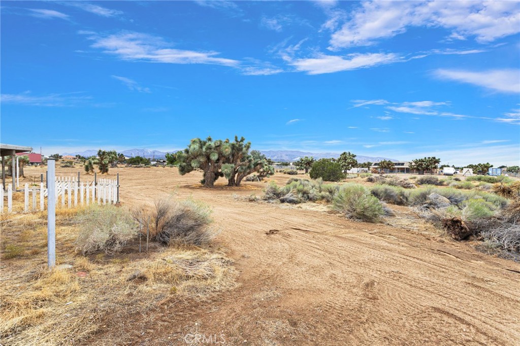 10432 Atsina Property Photo 45