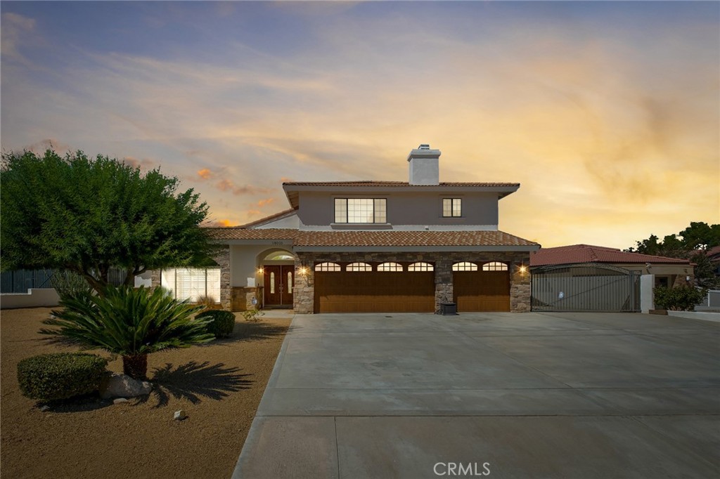 18010 Wildwood Property Photo 1