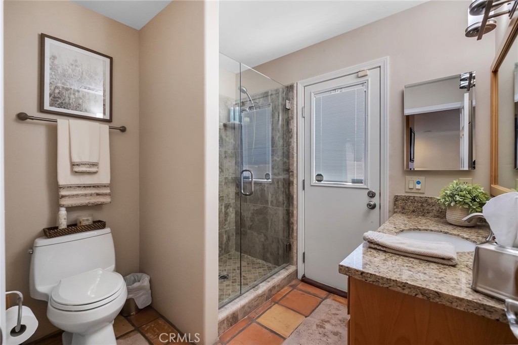 18010 Wildwood Property Photo 28
