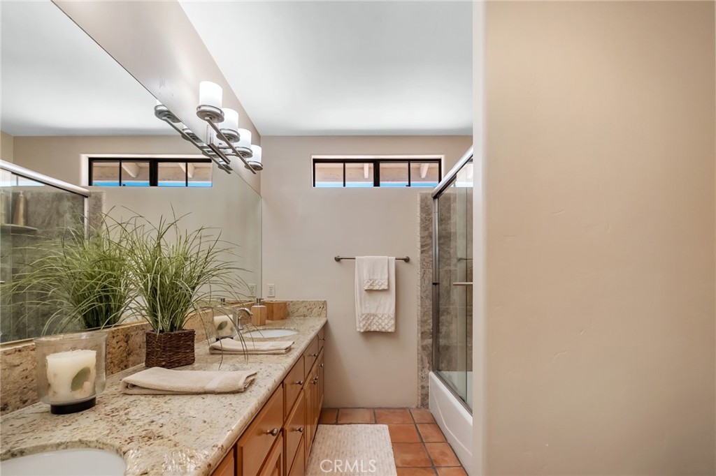 18010 Wildwood Property Photo 32