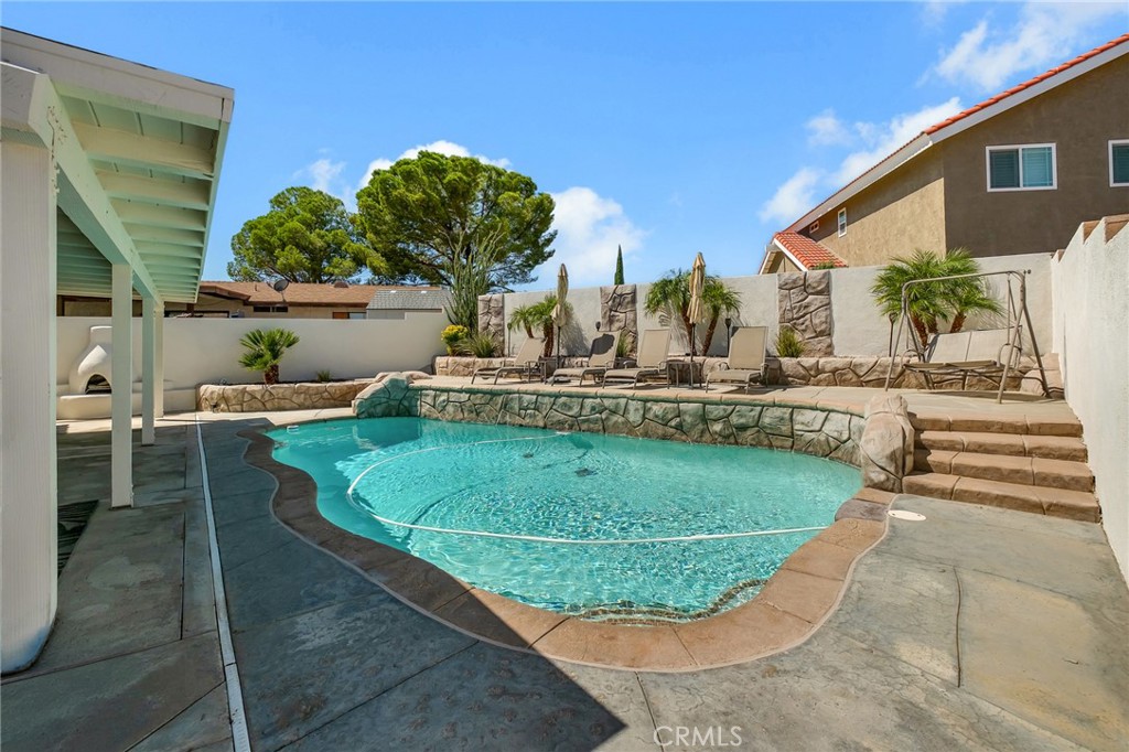 18010 Wildwood Property Photo 46