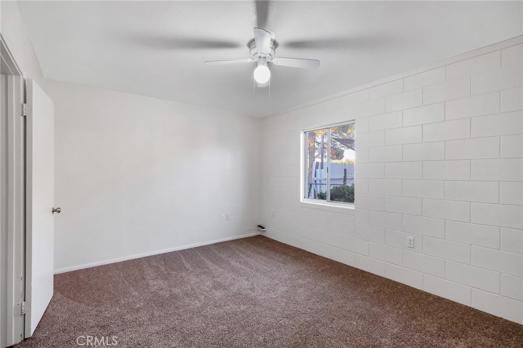 16445 Live Oak Property Photo 17