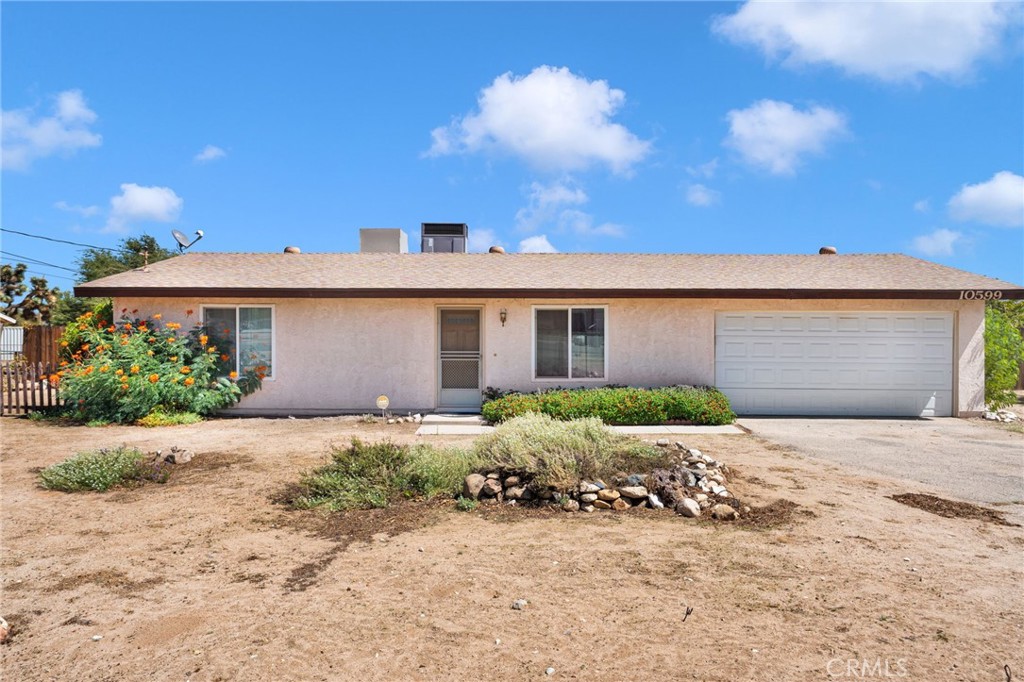 10599 Oakwood Property Photo 2