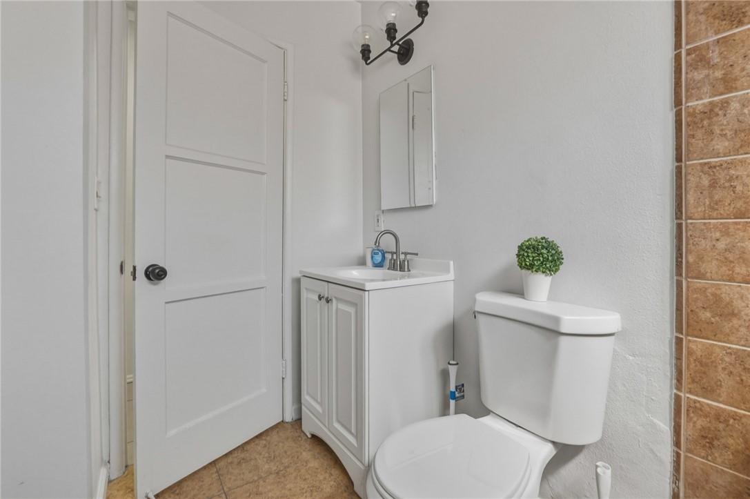 561 N Park Property Photo 19