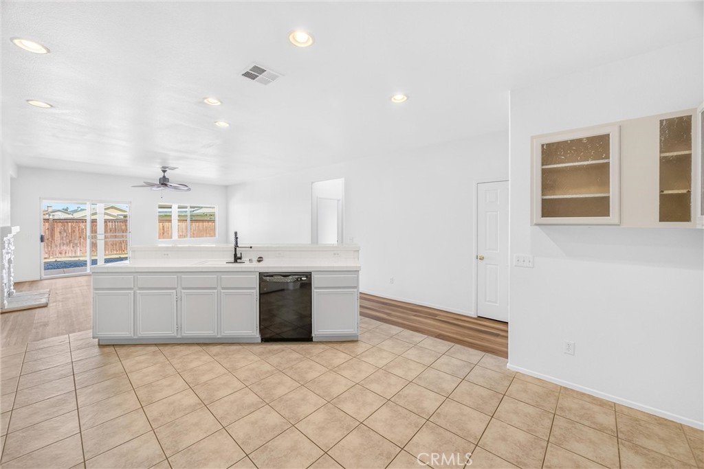 13616 Dellwood Street Property Photo 13