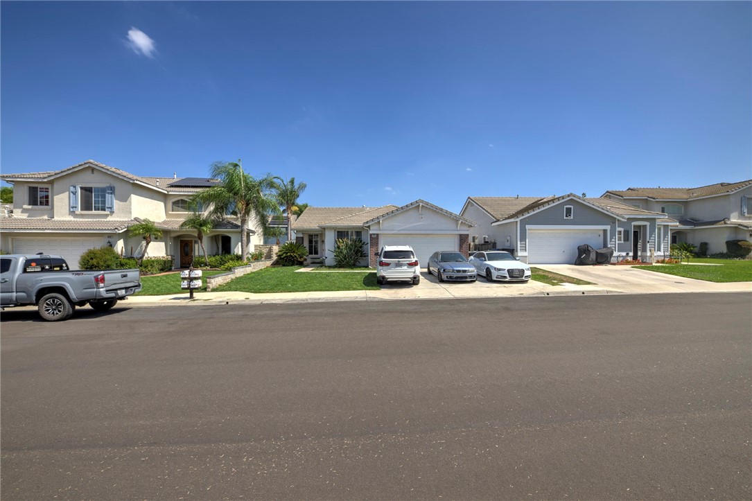 16795 Bear Creek Avenue Property Photo 29