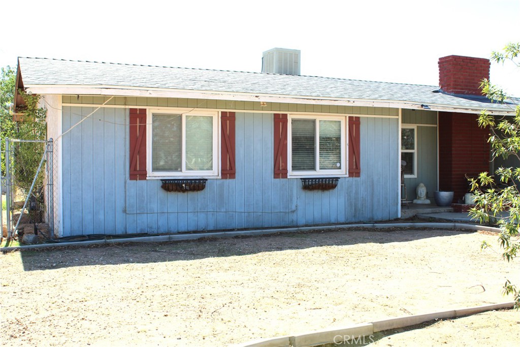 14435 Iroquois Road Property Photo 2