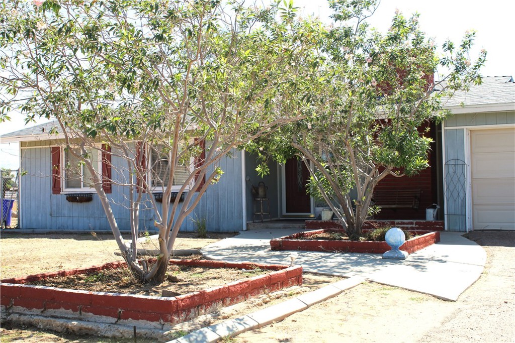 14435 Iroquois Road Property Photo 3