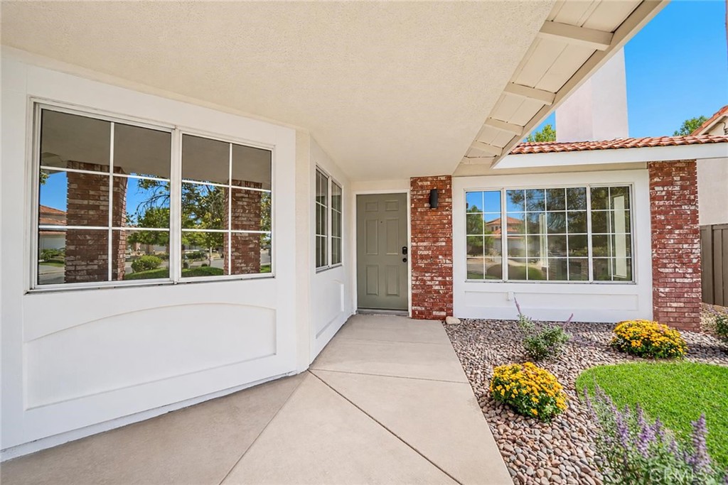 12609 Sunbird Lane Property Photo 2