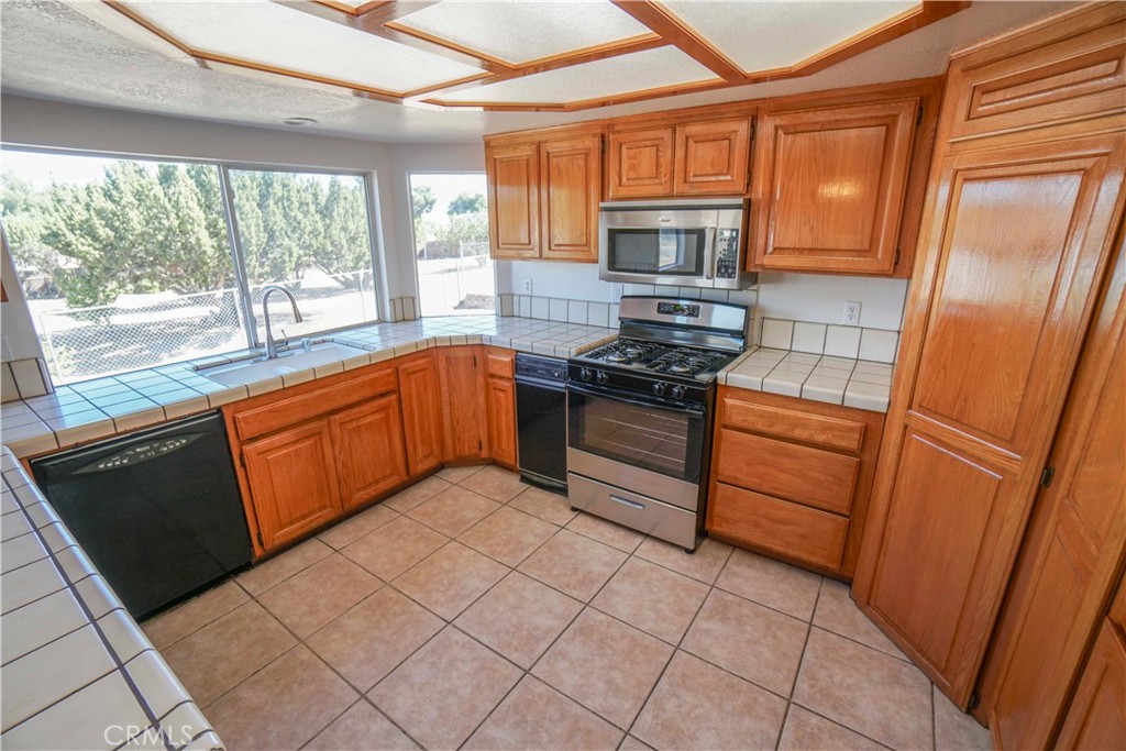 17010 Ranchero Property Photo 13