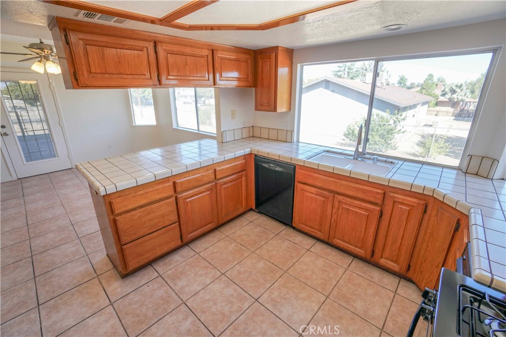 17010 Ranchero Property Photo 14