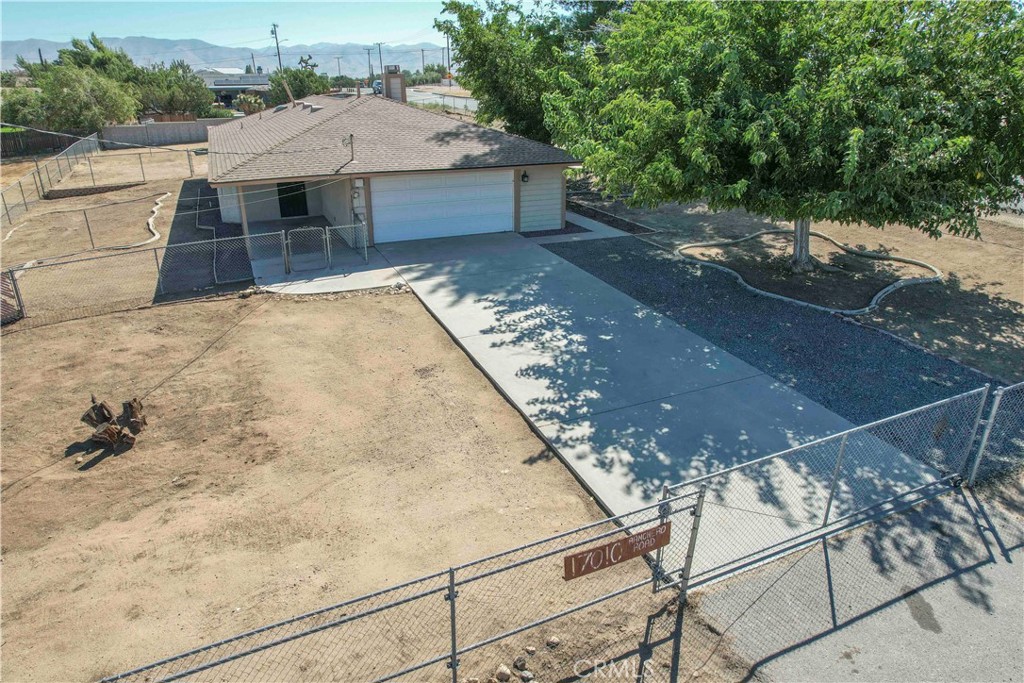 17010 Ranchero Property Photo 34
