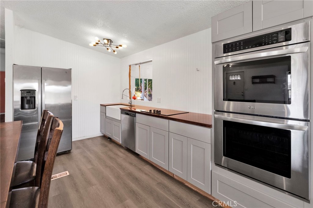 31125 Morningside Property Photo 12
