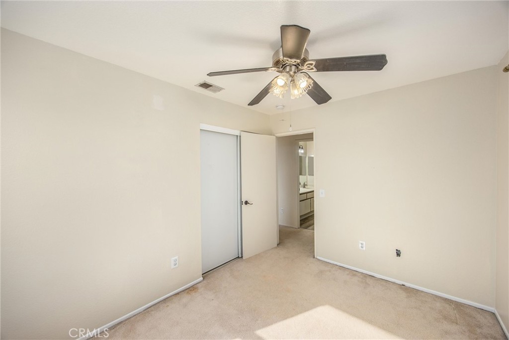 14449 Chamberlain Property Photo 39