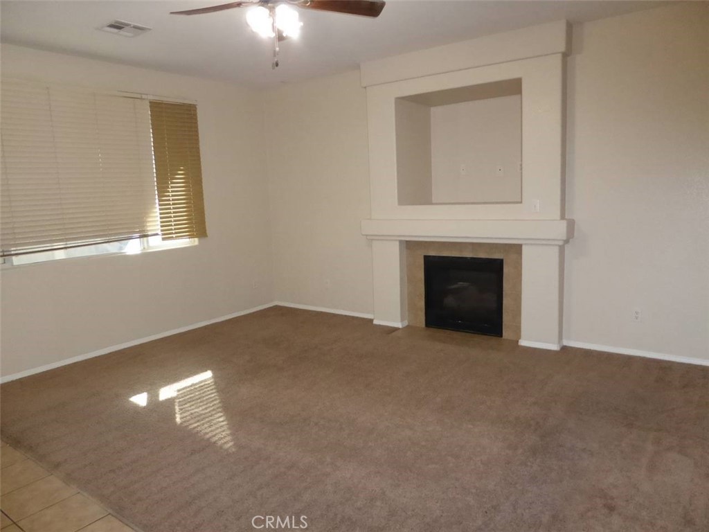 9390 Dragon Tree Property Photo 4