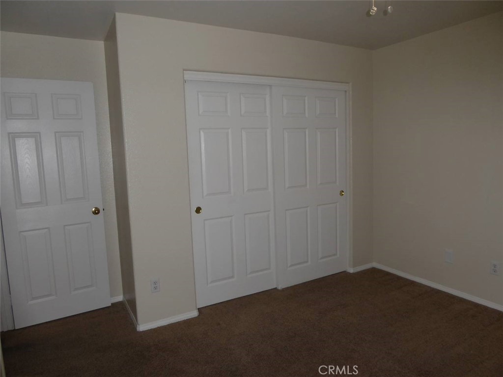 9390 Dragon Tree Property Photo 9