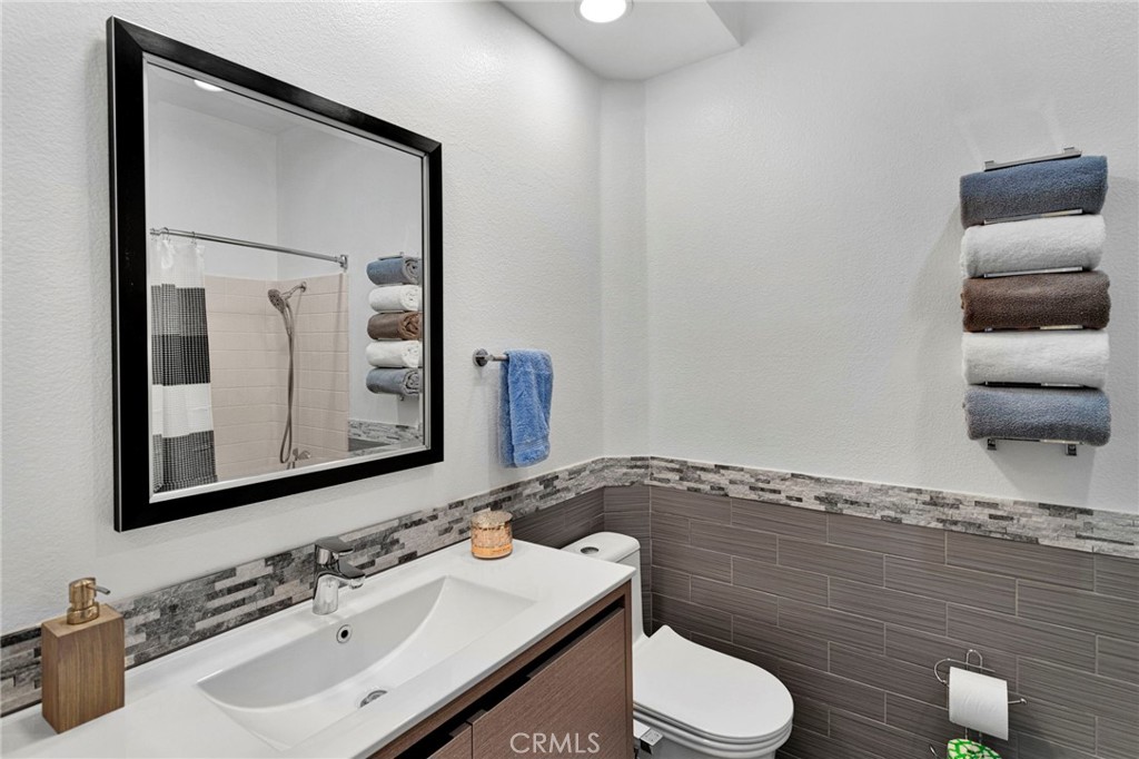 15131 Zircon Drive Property Photo 27